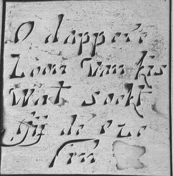 inscription on silver tobacco box: O dappere zoon van Kis Wat soekt gij de ezelin