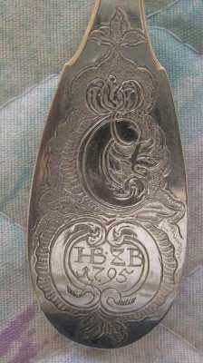 1795 spoon engraved on both the finial and the bowl