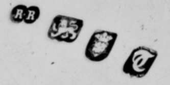 RR mark (pellet between in bilobed punch): Year 1774