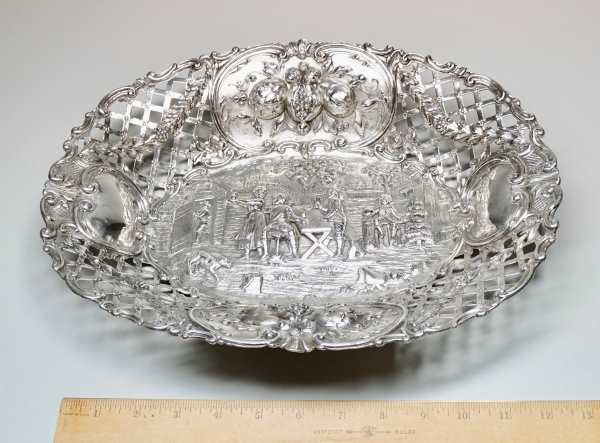 Hanau silver: maker Georg Roth