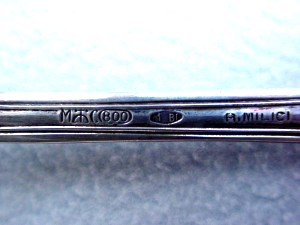 cake server mark