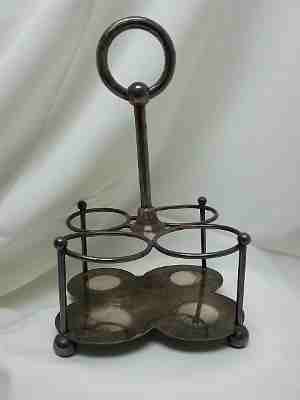 Walker & Hall cruet stand