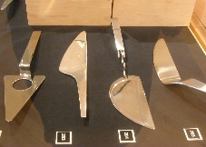 Various cake servers