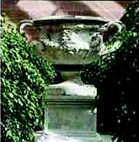 Restored vase from Villa Adriana 