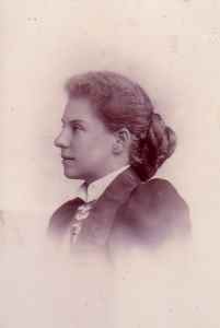 Edith Bourne Harvey in 1892