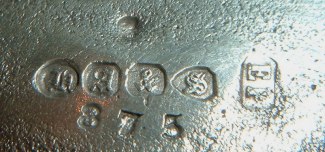 marks on inkwell