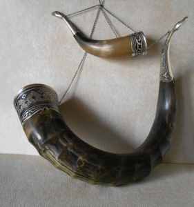 wine drinking horns