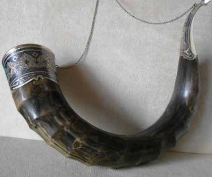 wine drinking horn
