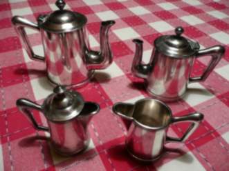 DDSG tea or coffee set