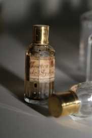 Hallmarks on the outside of the bottle cover