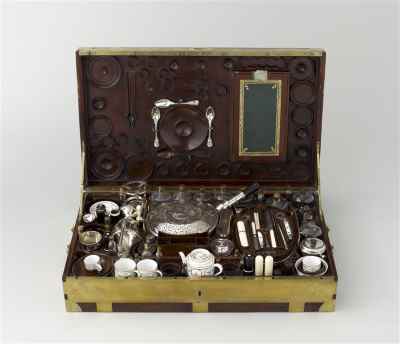 Grasse Museum of Parfumery: Necessaire
