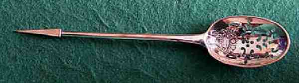 mote spoon of debated genuineness