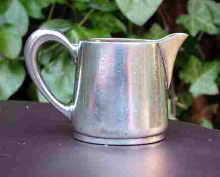 high-quality silver-plated (Alpacca-Silber I) BMF creamer, issued in 1927