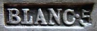 Mark for large/special pieces of cutlery manufactured using mtal blanc (brass) as a base metal for silvering: late period (c.1903 - 1913)
