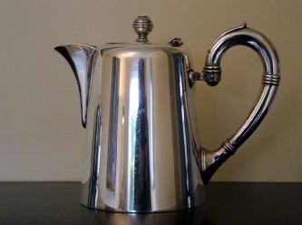 Wellner silver-plated 75 cl coffee-pot, issued circa 1915