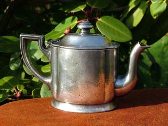 Wellner Zilver Fabrieken: Silver-plated 30 cl teapot