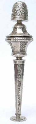 unmarked 18c silver compendium