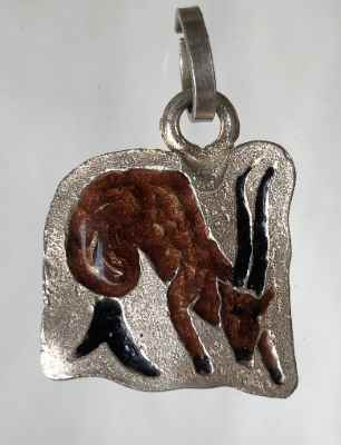 Silver pendant basse-taille method