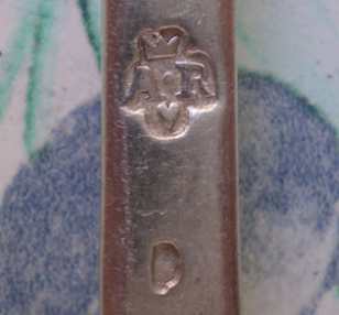 unidentified silver marks