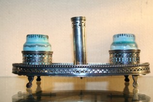 French inkstand
