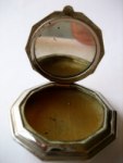 Powder Puff Box - France (possibly)