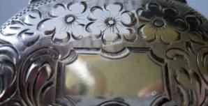 Powder Puff Box - Czechoslovakia 1929/1942