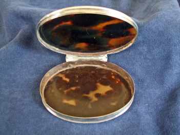 snuff box: c.1690