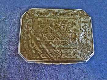 snuff box: c.1710