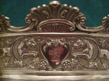 unmarked silver monteith