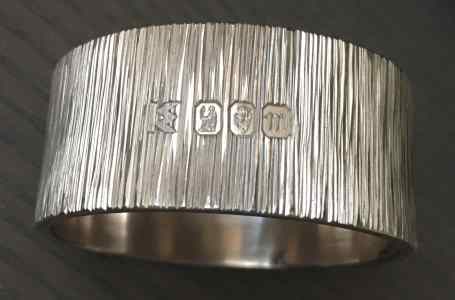 Napkin ring hallmarked Dublin, date 1978, maker Kilkenny Design Workshops