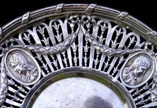 'Hanau Silver' plate: George Roth & Co: detail