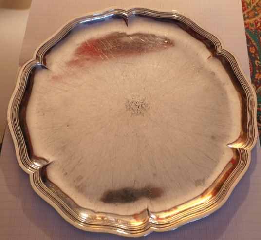 A silver platter made by Jean-Baptiste Delane