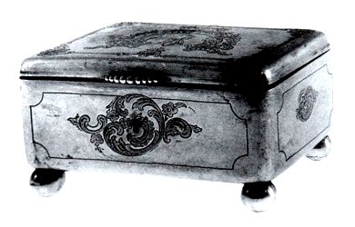 Sugar box dating from 1860, by Edward Schreider