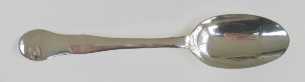 Weak rococo violin shape of handle, oval bowl, 1804