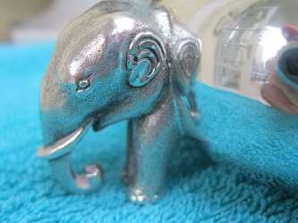 salts with elephant heads