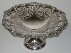 Elkington & Co sterling silver comport: Birmingham 1901
