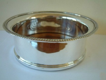 silver wine coaster: London 1789
