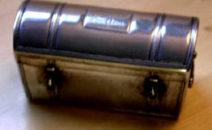 snuff box
