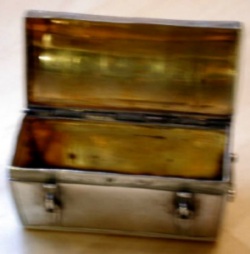 snuff box