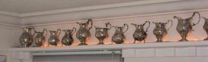 The Georgian cream jug shelf