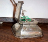 English inkwell