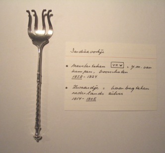 silver sardine fork