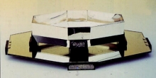 Jardinire-Geometric panels on black ebony feet, Delheid Frres