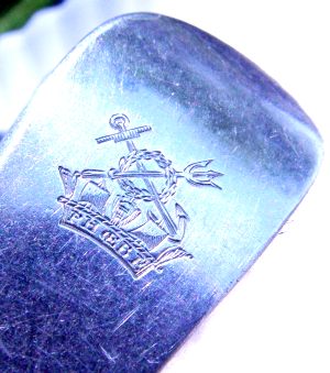 crest