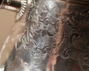 Ciselure  motifs floraux