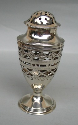 silver pepper castor: London 1784