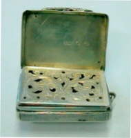 silver vinaigrette: Birmingham 1860 Aston T. & Son
