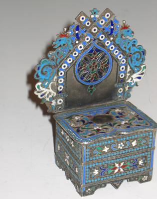 Enamelled salt throne by unidentified master P.R. 