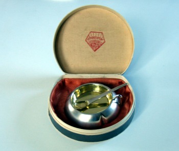 Silver salt serving, gold-plated bowl and spoon, 1965, not in original case