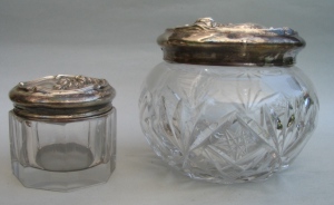 Webster Company - North Attleboro: crystal vases with silver cover